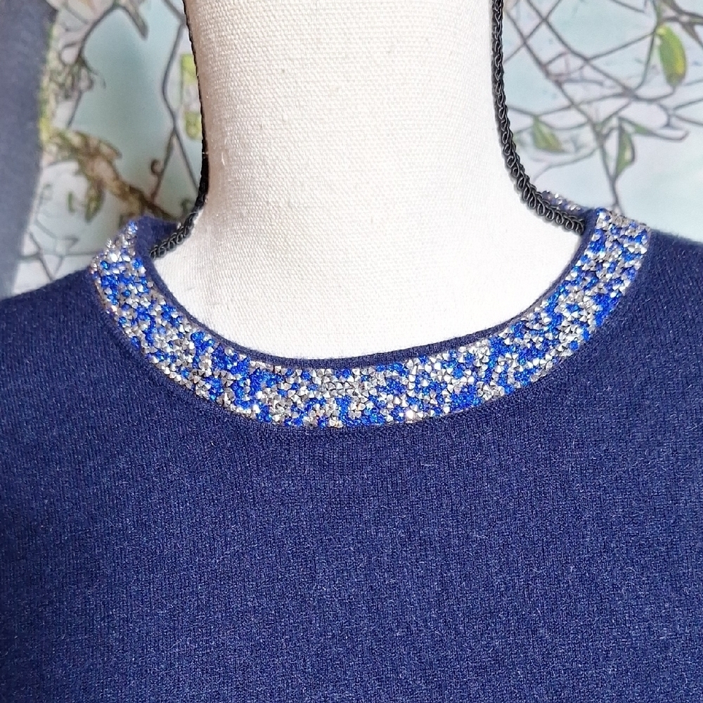 Liz Claiborne Navy Sweater with Floral Collar - Picture 2 of 8